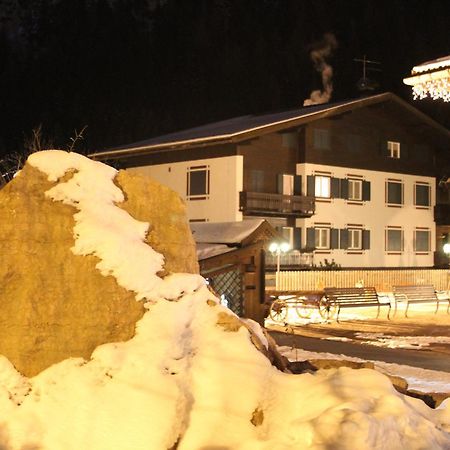 Appartamento Niki Campitello Campitello di Fassa Dış mekan fotoğraf